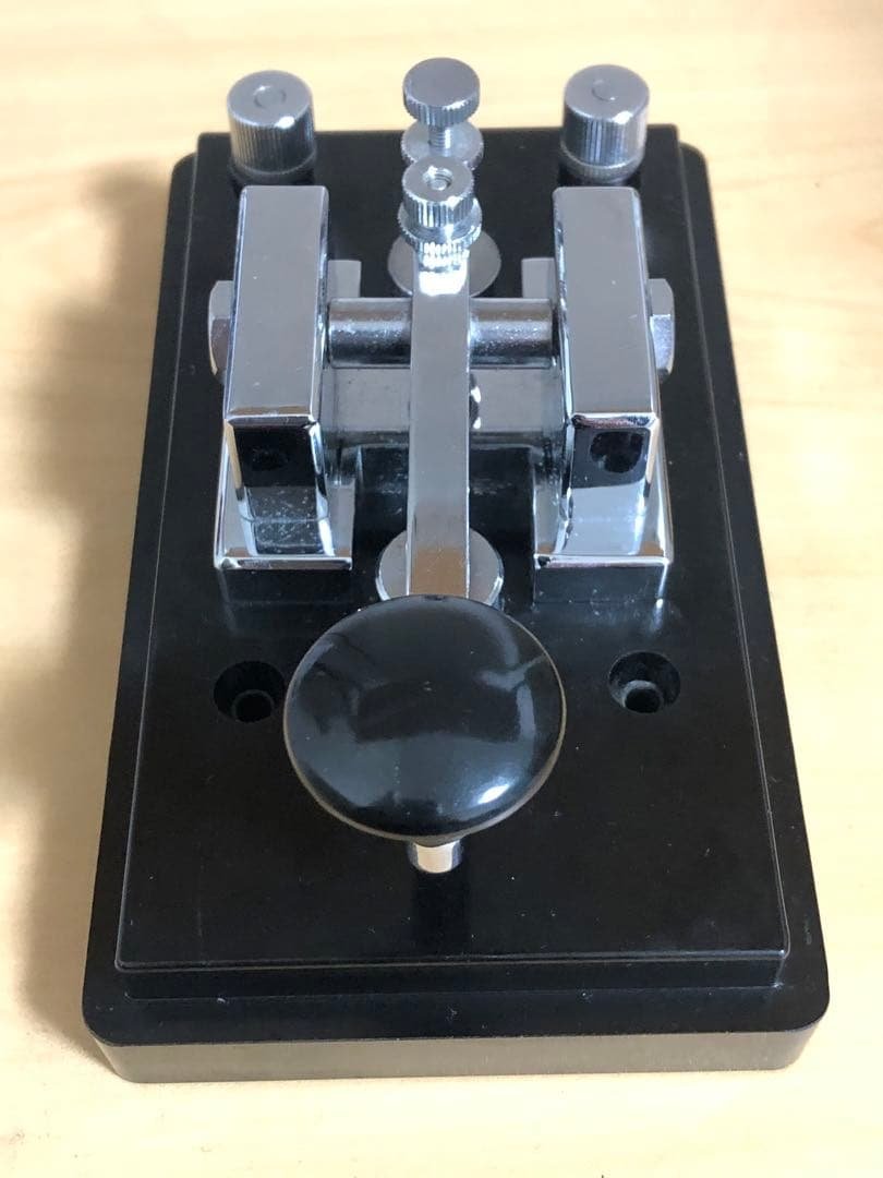 電鍵 モールス信号 アマチュア無線 縦振れ